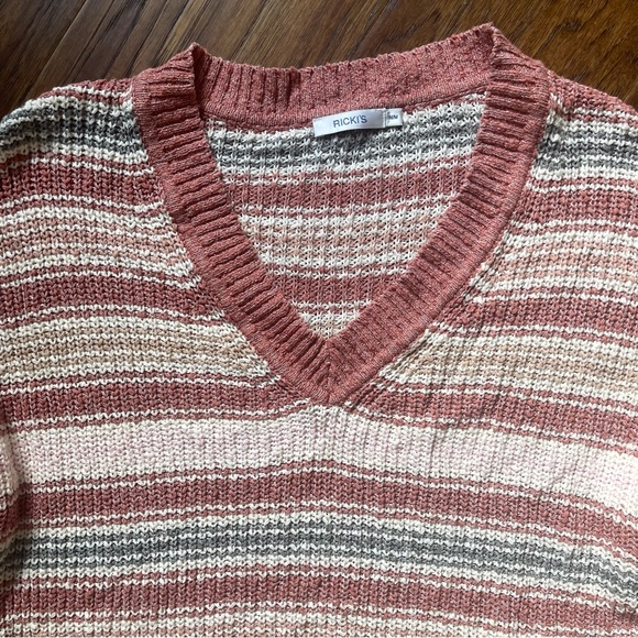 Ricki’s Striped Knit Pink V-Neck Casual Sweater Oversized Size Medium - Picture 7 of 10